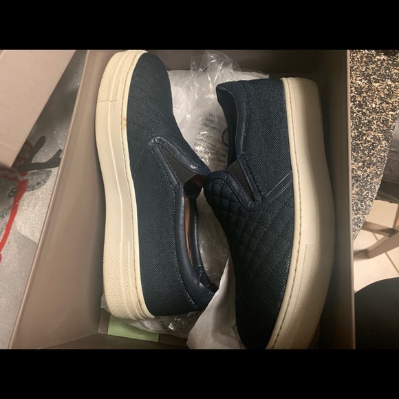 BCBG Sneakers - Picture 5 of 5